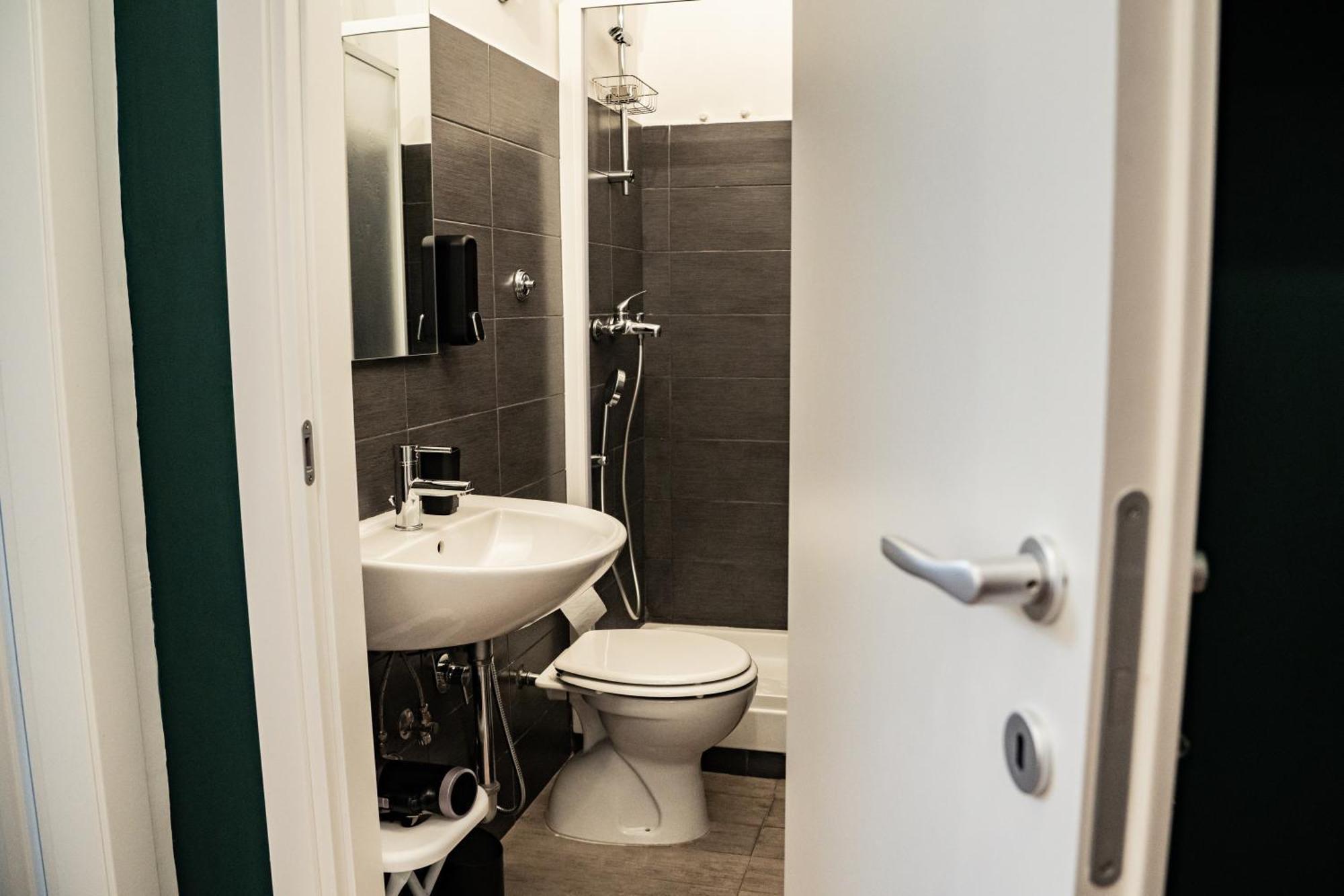 Domina Apartments Roma - San Pietro 2 ภายนอก รูปภาพ
